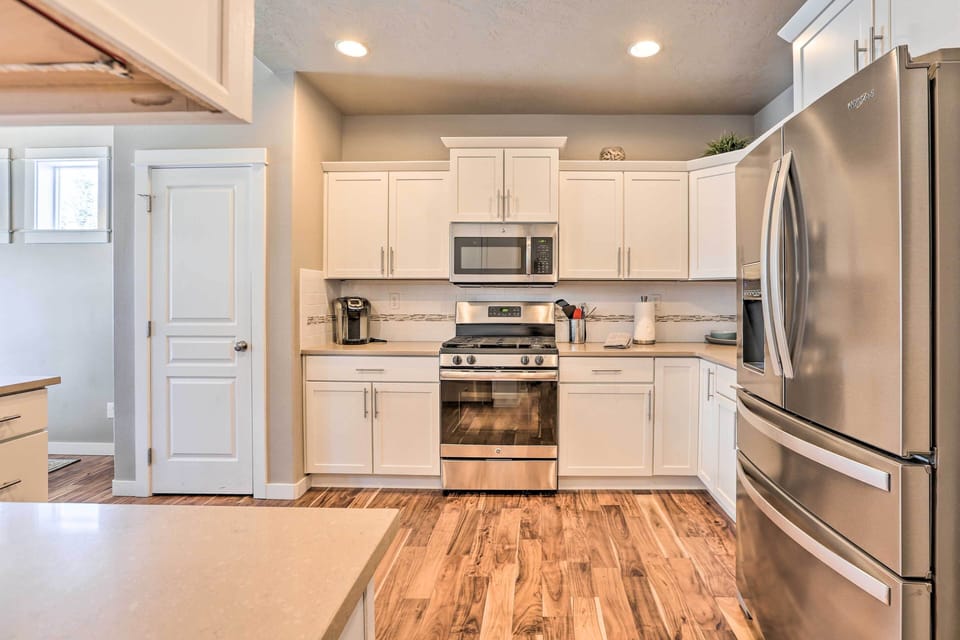 Kitchen | Keurig Coffee Maker