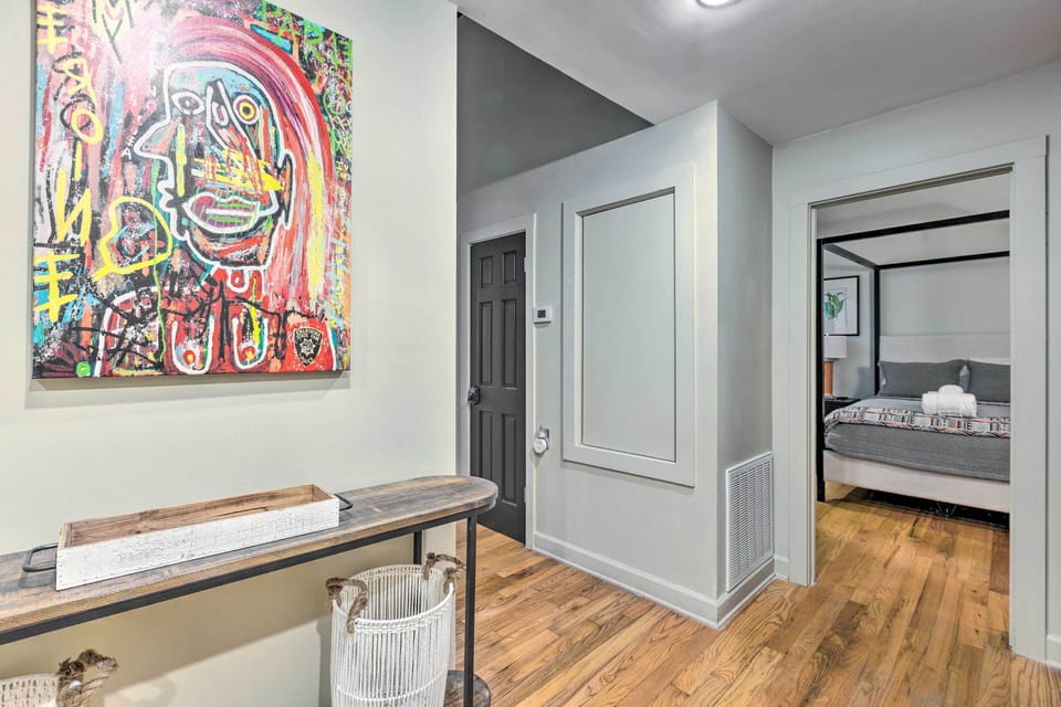 Condo Entry/Bedroom Access