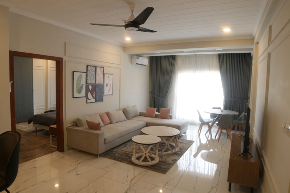 Apartment Lounge