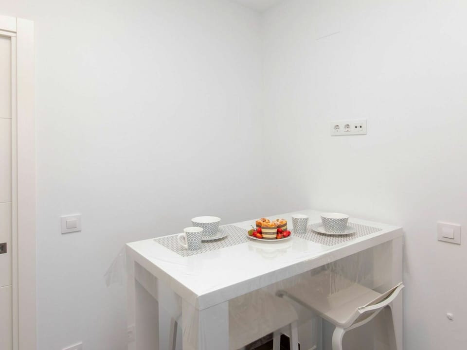 Table, Building, Wood, Interior Design, Floor, Kitchen, Tableware, Flooring, Shelving, Door