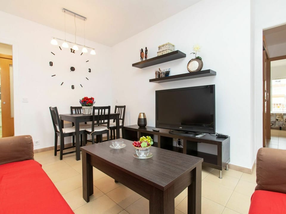 Table, Furniture, Picture Frame, Property, Couch, Interior Design, Wood, Comfort, Flooring, Floor