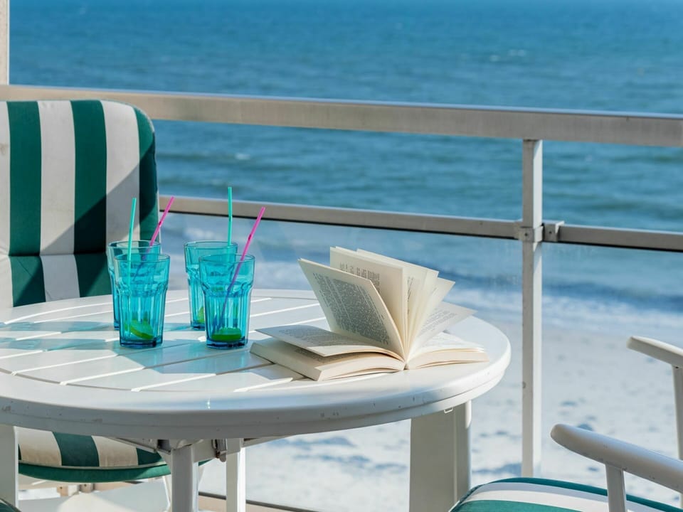 Water, Table, Furniture, Property, Blue, Azure, Outdoor Furniture, Shade, Chair, Interior Design