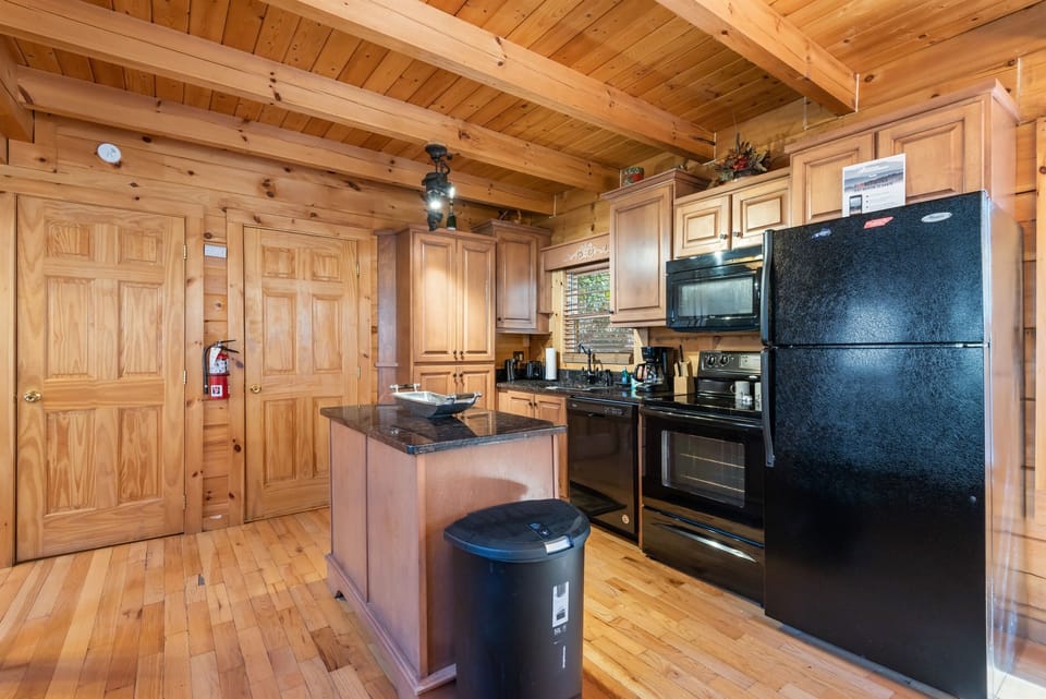 Full Kitchen