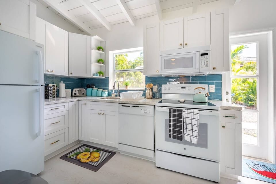 Cute and Cozy Kitchen