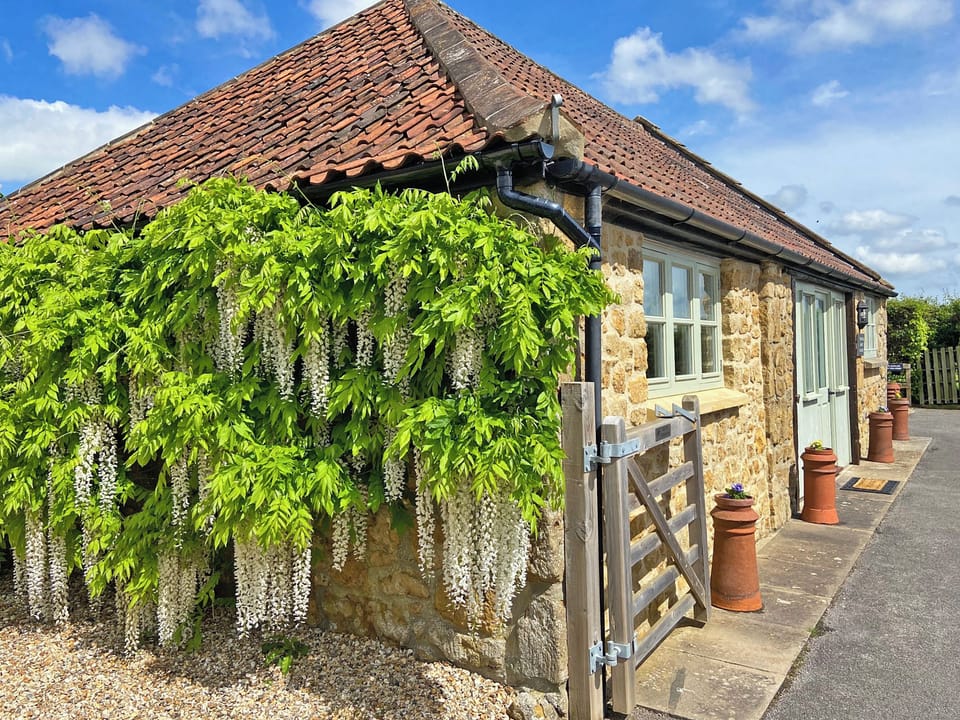 Double bedroom | The Old Dairy Annexe, Donyatt