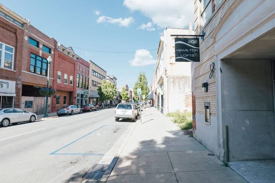 Right on Main Street,  we love how easy it is to get to everything downtown!