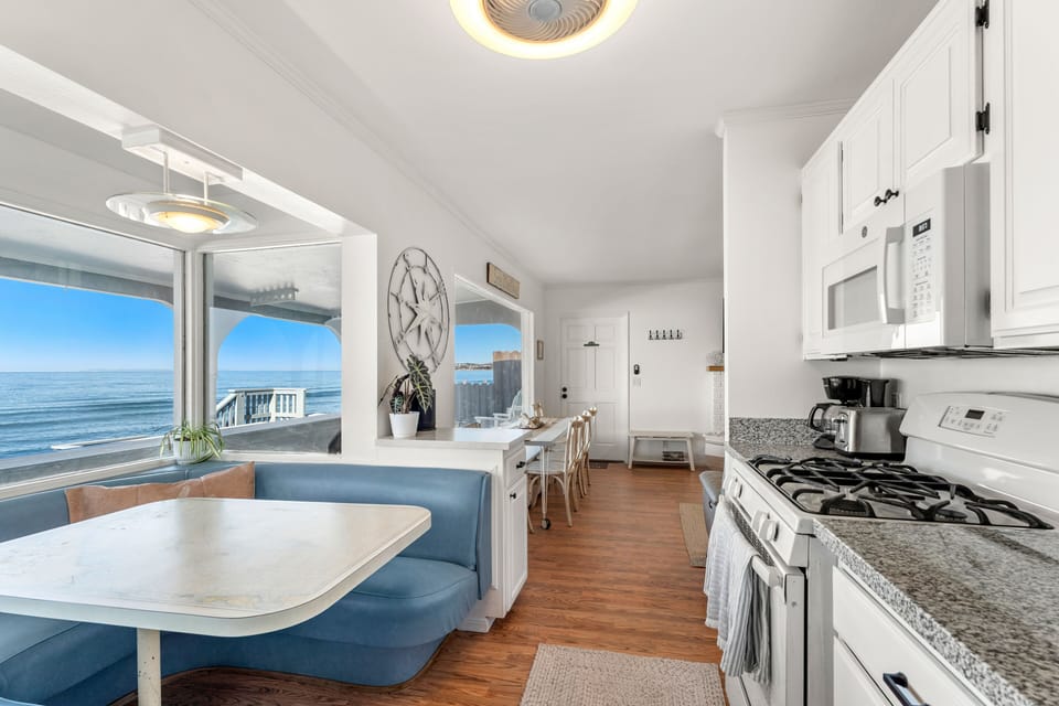 Ocean and City View Kitchen and Dining