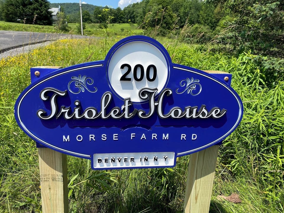 Sign at the end of the driveway
