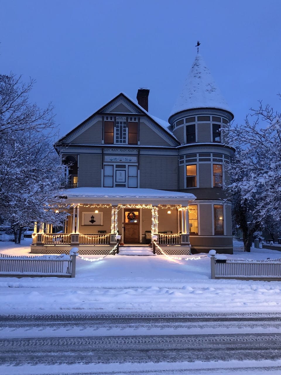The Gillis Mansion in the snow.