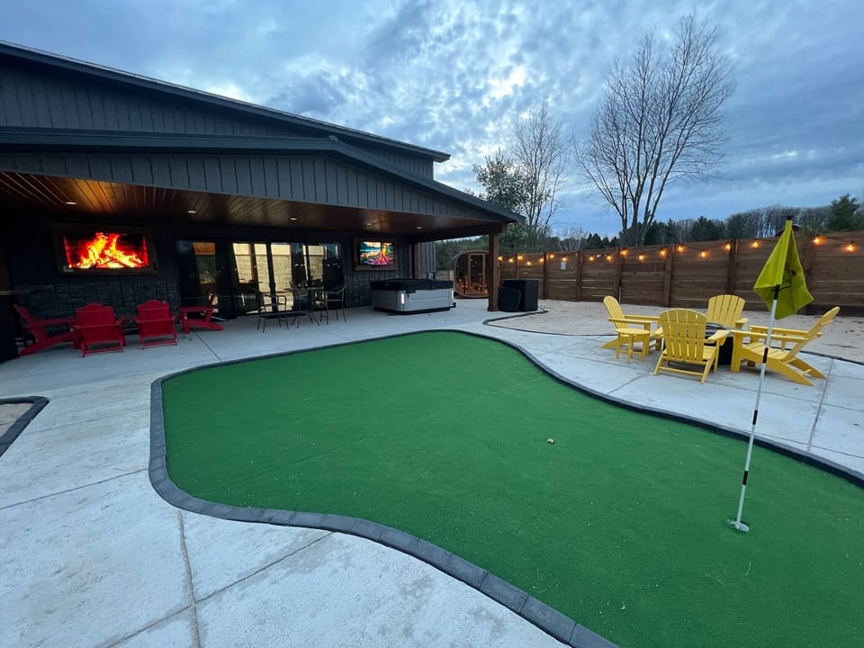 Nature's Ridge Pickleball Lodge | Relax, Refresh, Renew....Repeat!