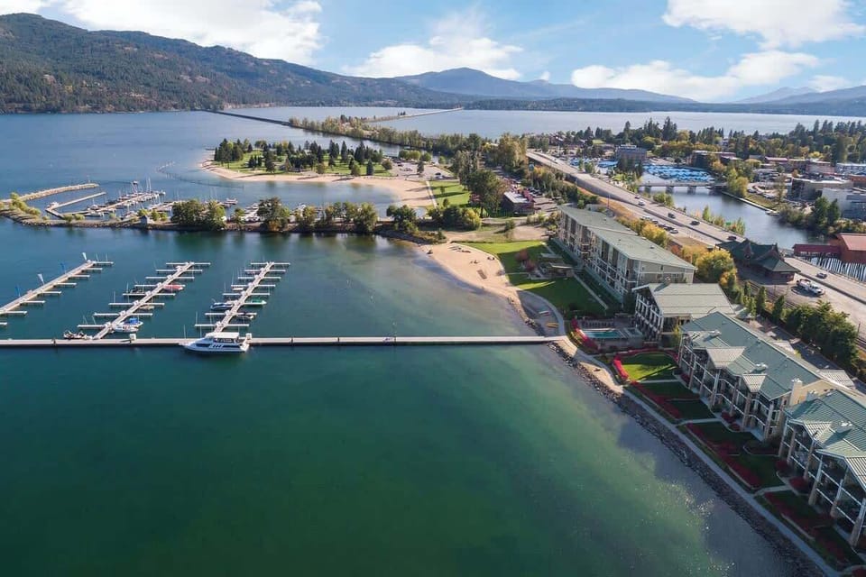 Seasons at Sandpoint - walk everywhere