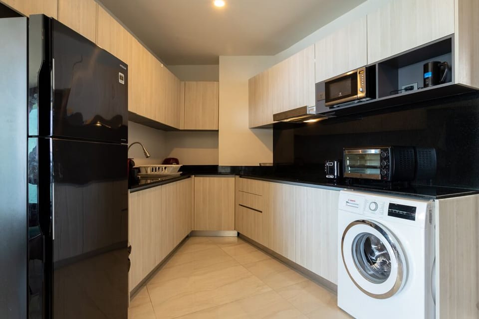 full kitchen including wine cellar. 