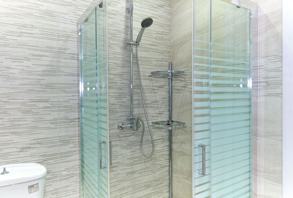 Villa Christine Afionas Corfu Shower