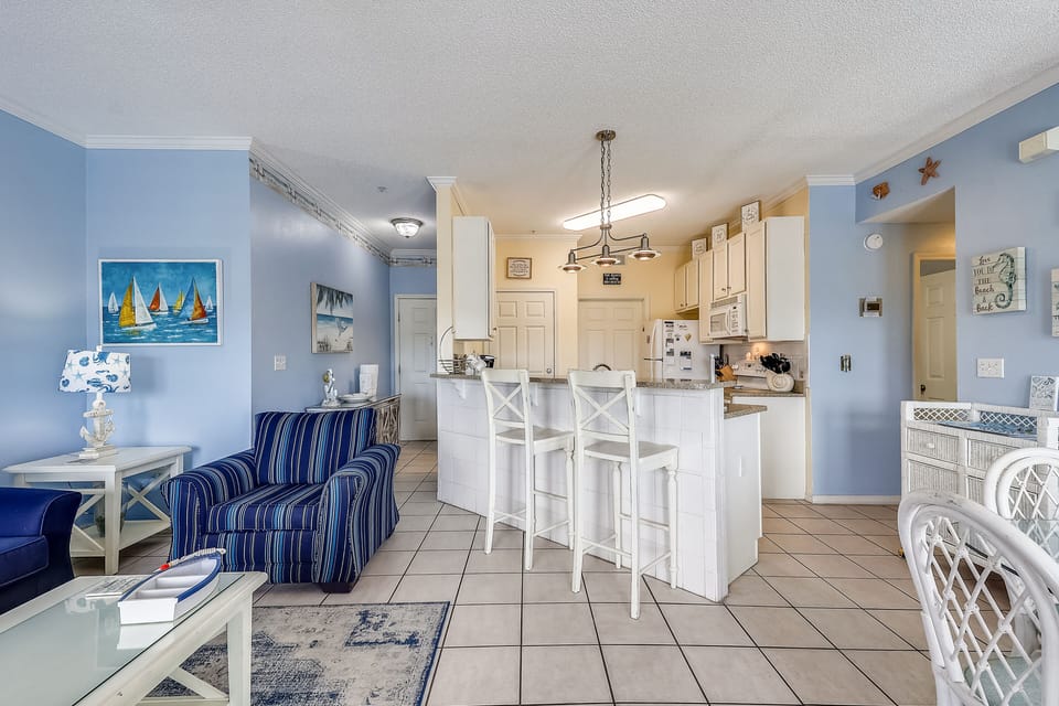 Kitchen/Bar