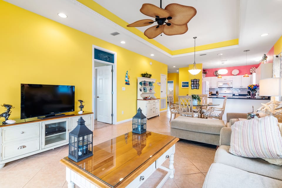Mellow Yellow, Fort Morgan, Signature Properties