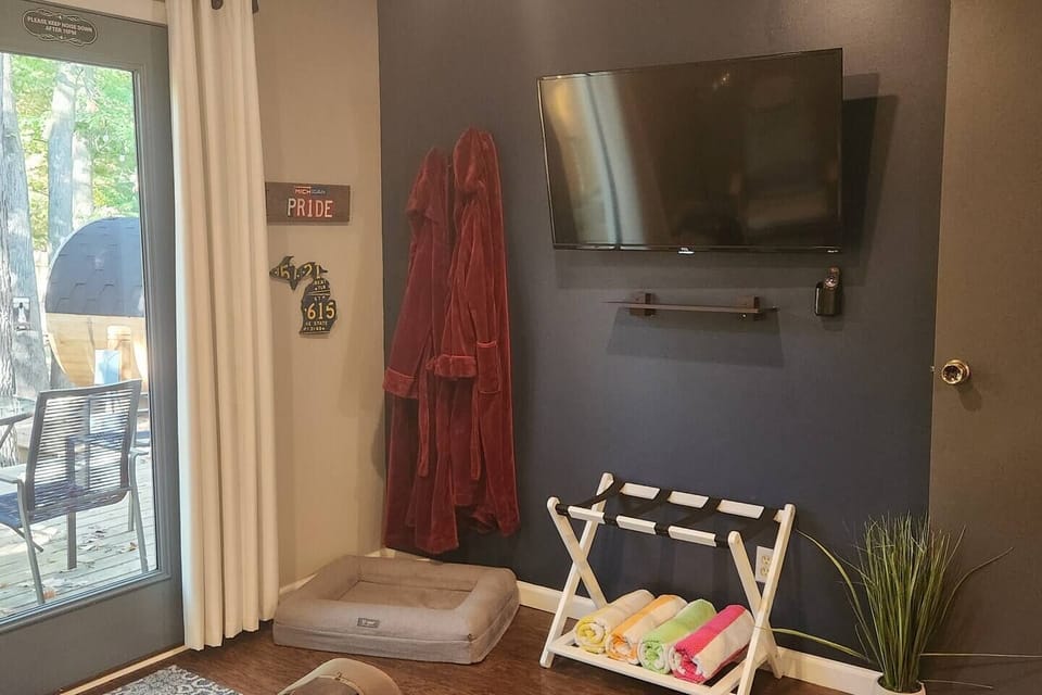Traverse City Bungalow Spa Retreat Queen Bedroom | Dual Massage Chairs | French Door Access to Deck | Smart TV | Spa Robes, Towels & Slippers 
