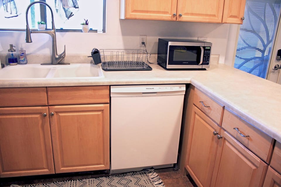 Kitchen - Dishwasher