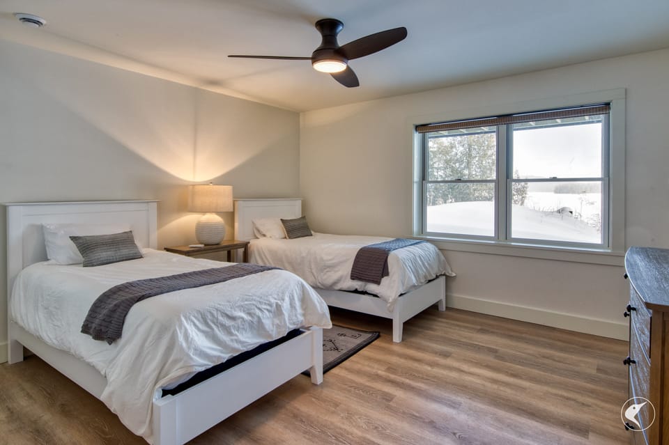 Lower Level Twin Room