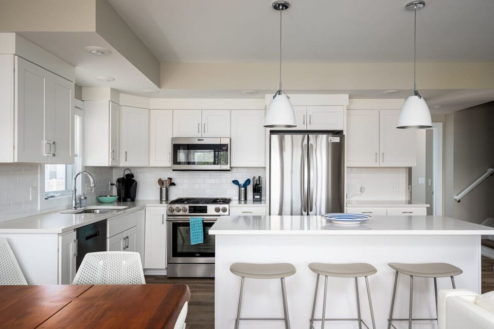 Well Equipped Kitchen- from skillets to vegetable peelers and rolling pins to blenders, we have it all!