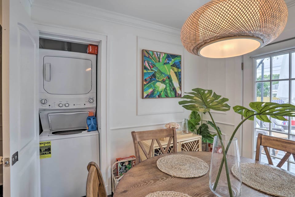 Dining Area & Laundry Nook