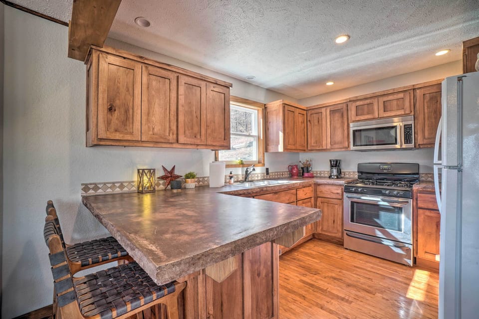 Kitchen | Well-Equipped