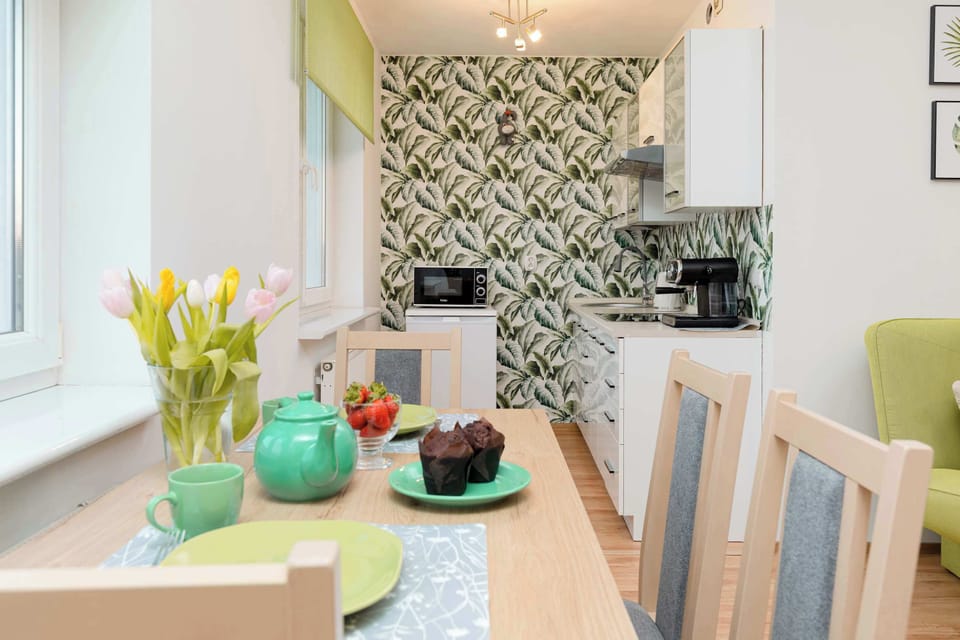 Fully equipped kitchenette and dining area.