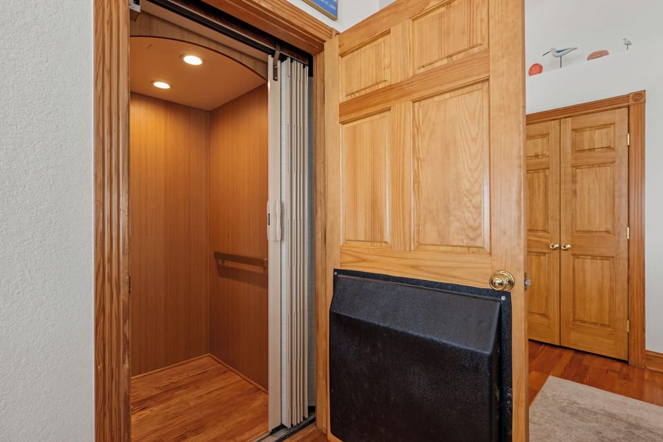 JR42: Whit's End | Top Level Elevator Access