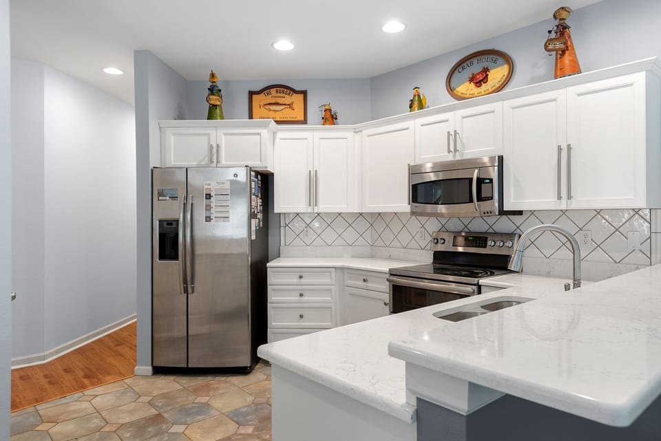 MB67: Coast to Coast | Bottom Level Kitchen