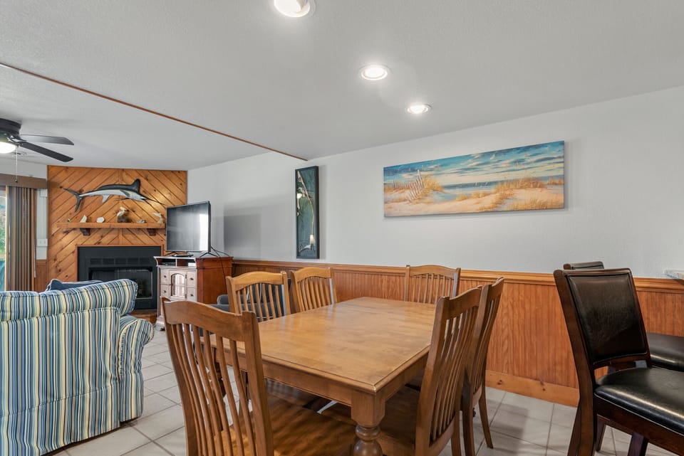 QF5: House Of The Rising Sun | Mid Level Dining Area