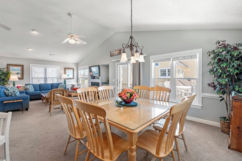 SS48: Flying Colors | Top Level Dining Area