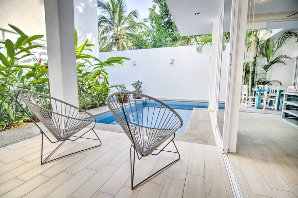 PRIVATE pool and patio.