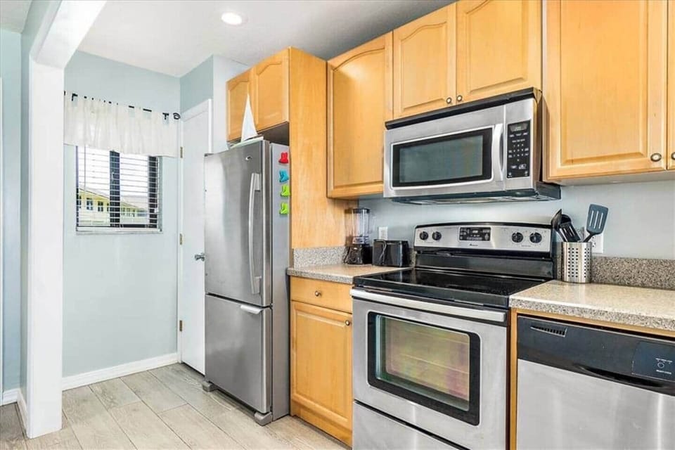 Fully equipped kitchen