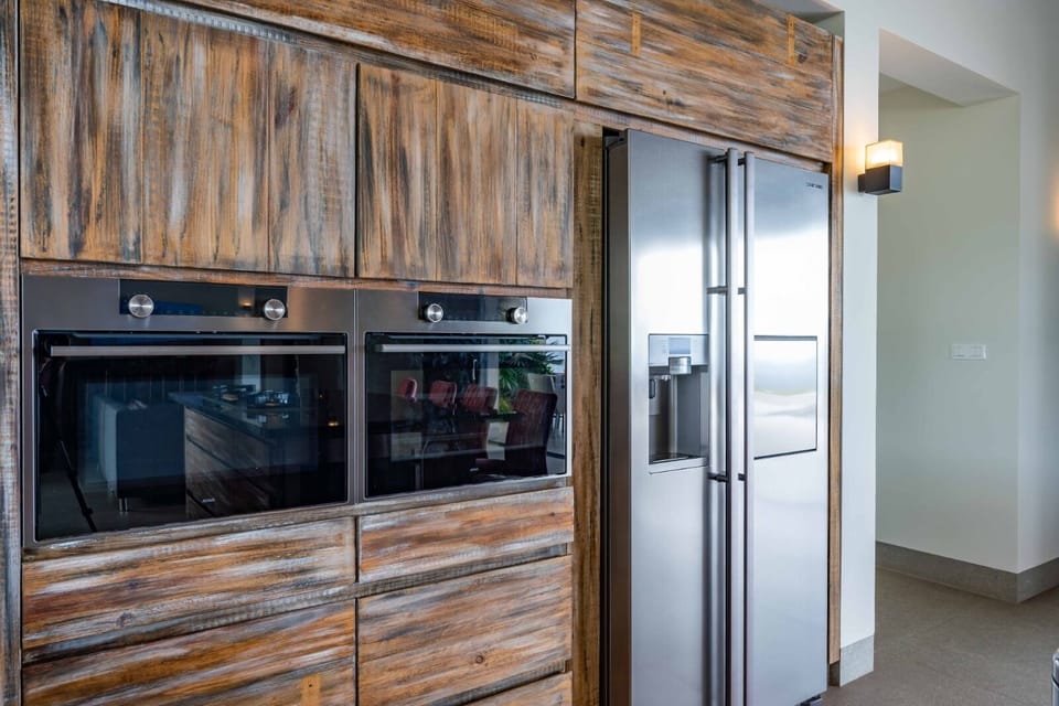 Stainless steel appliances 