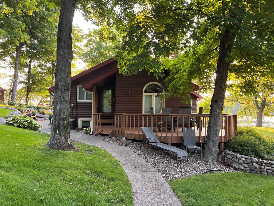 Cabin and deck. 