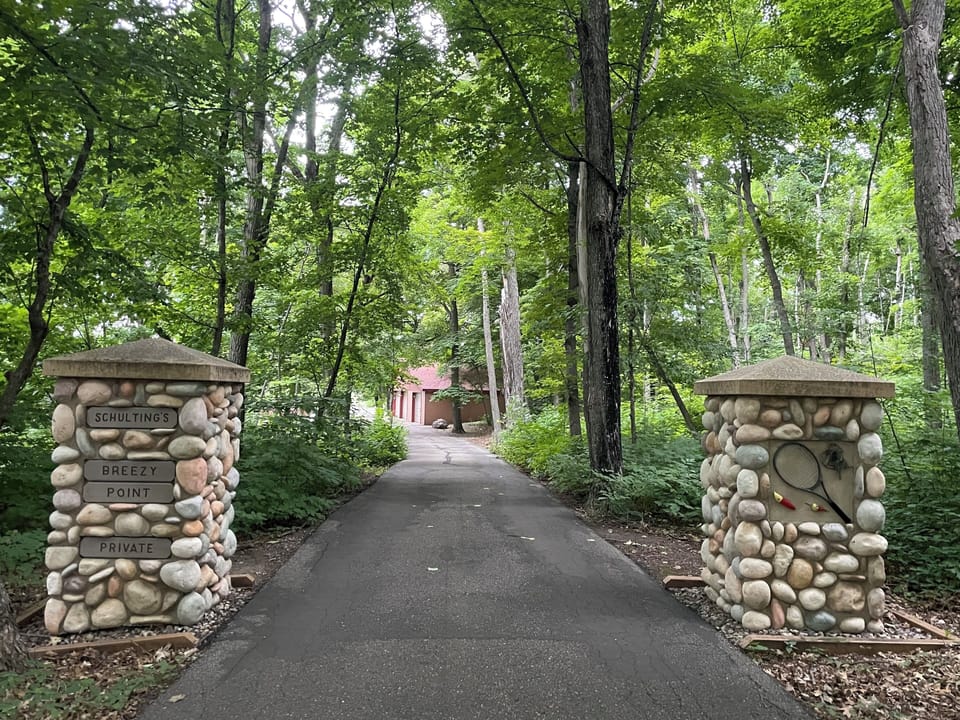 Private entrance to the cabin.