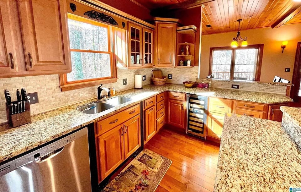 Kitchen 2