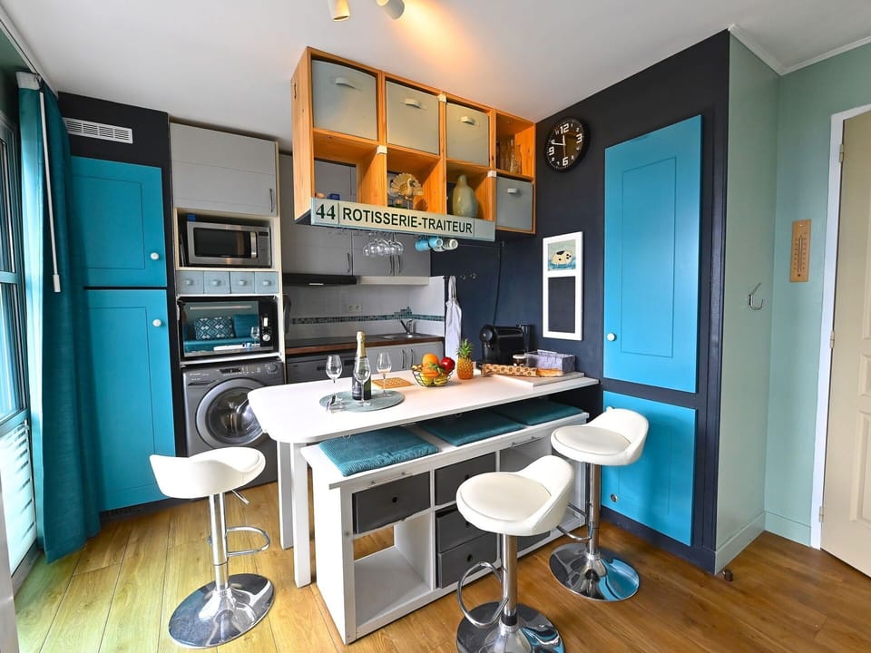 Furniture, Cabinetry, Kitchen Appliance, Blue, Countertop, Home Appliance, Interior Design, Kitchen, Wood, Flooring