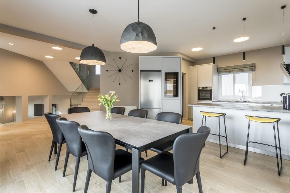Kitchen area. Fully equipped kitchen with wine cooler, ice maker, coffee machine