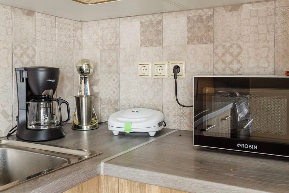 Ground Floor House: Coffee Station