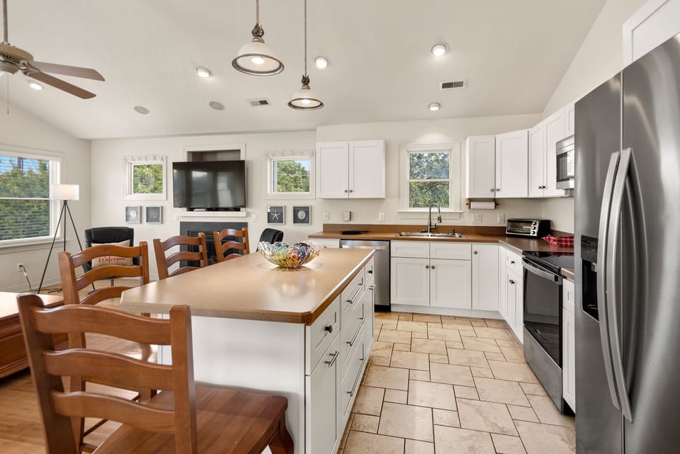 HK42: Boromacha | Top Level Kitchen