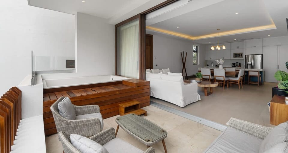 Balcony with private Jacuzzi