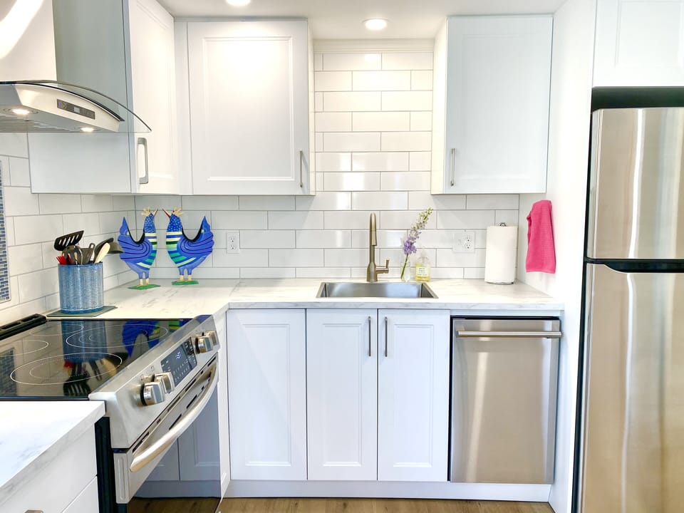 Our fully functioning kitchen has everything you need to prepare full meals.