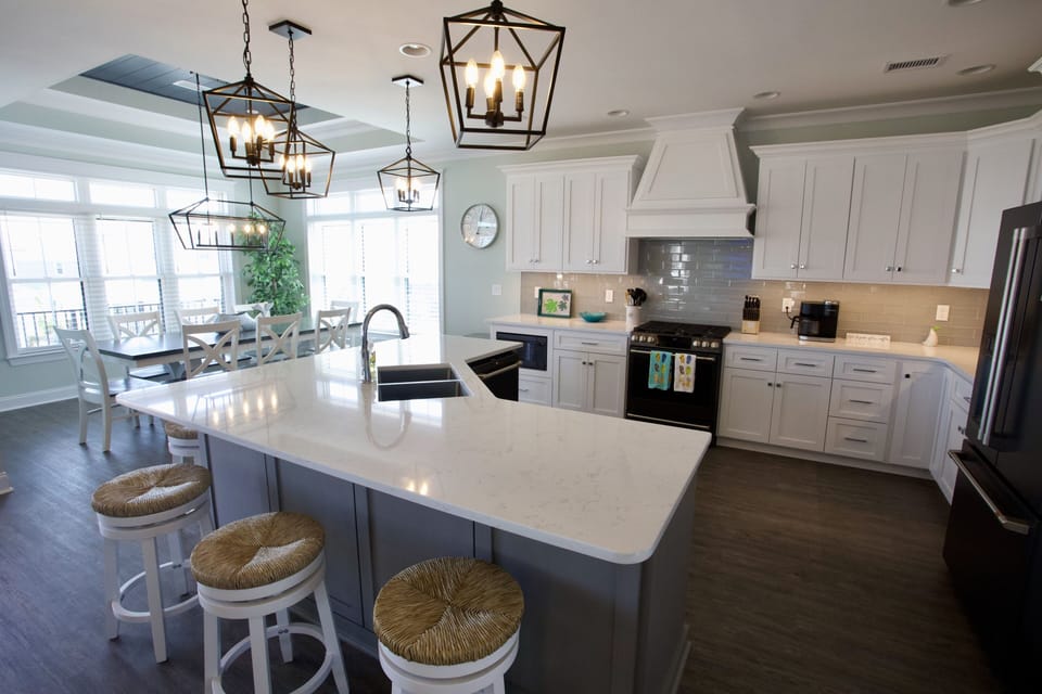 Kitchen with plenty of seating
