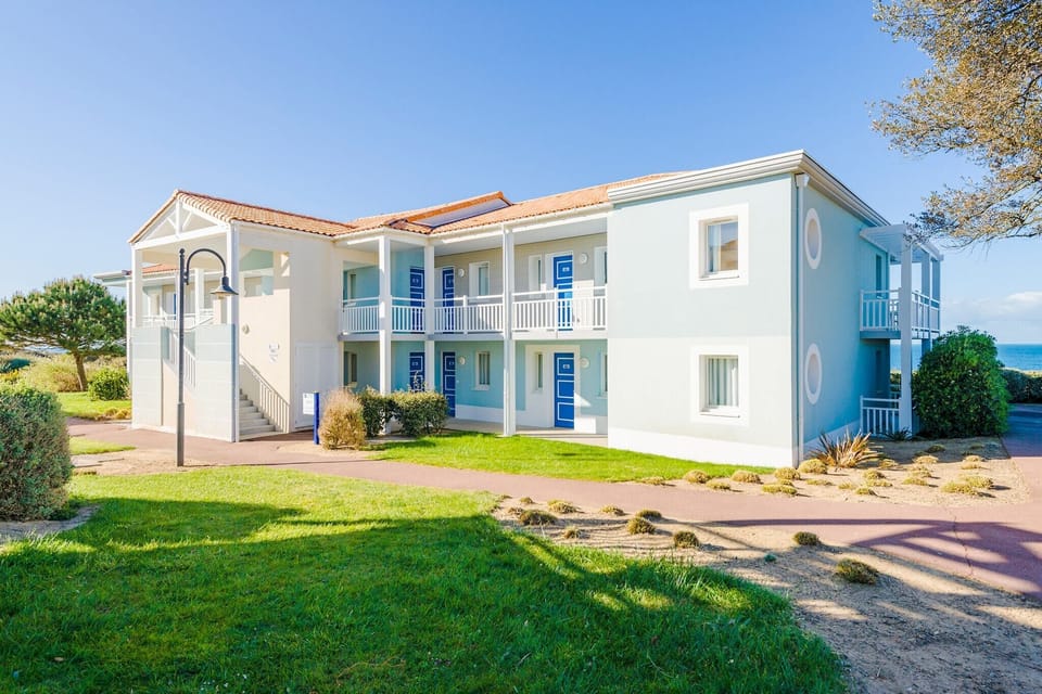 Holiday Home Exterior [summer]