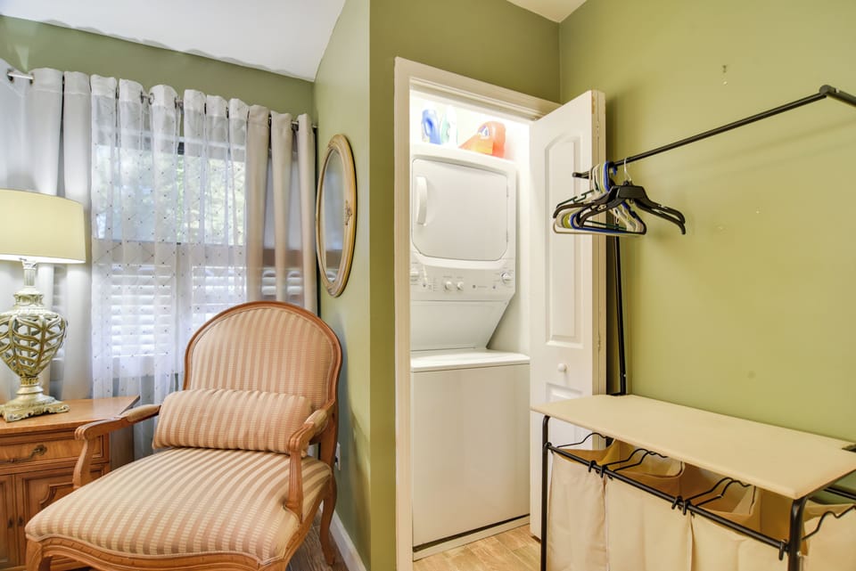 Bedroom 1 | Laundry Nook