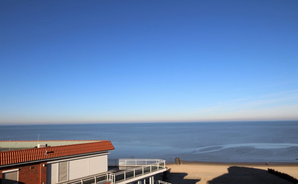 Beach/ocean view