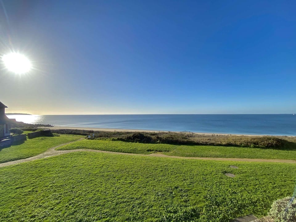 6-person apartment with breathtaking sea views for vacation rental Apartment in Arzon
