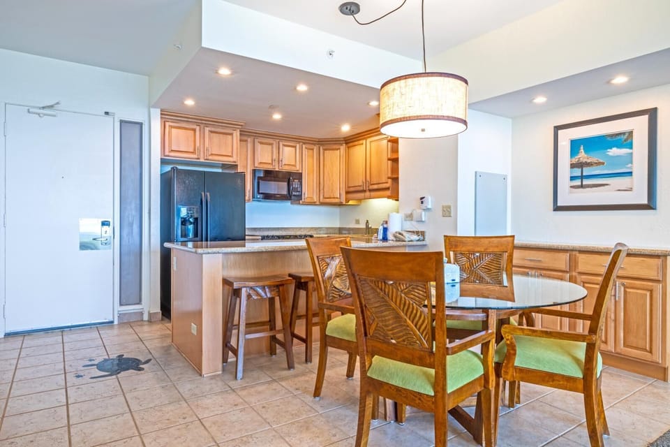 Share laughter, fresh meals, and island memories at the table.

