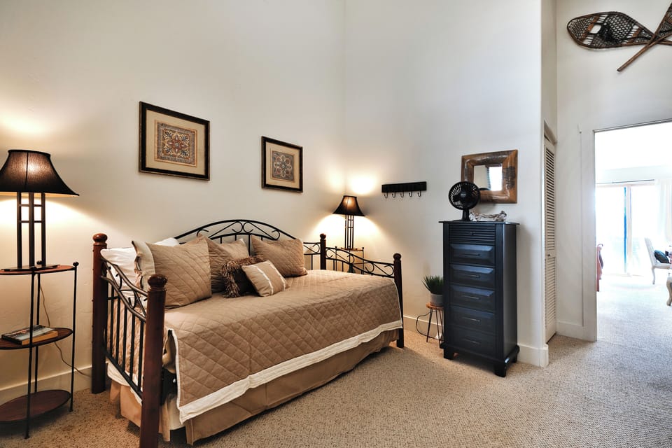 Trundle Bed
