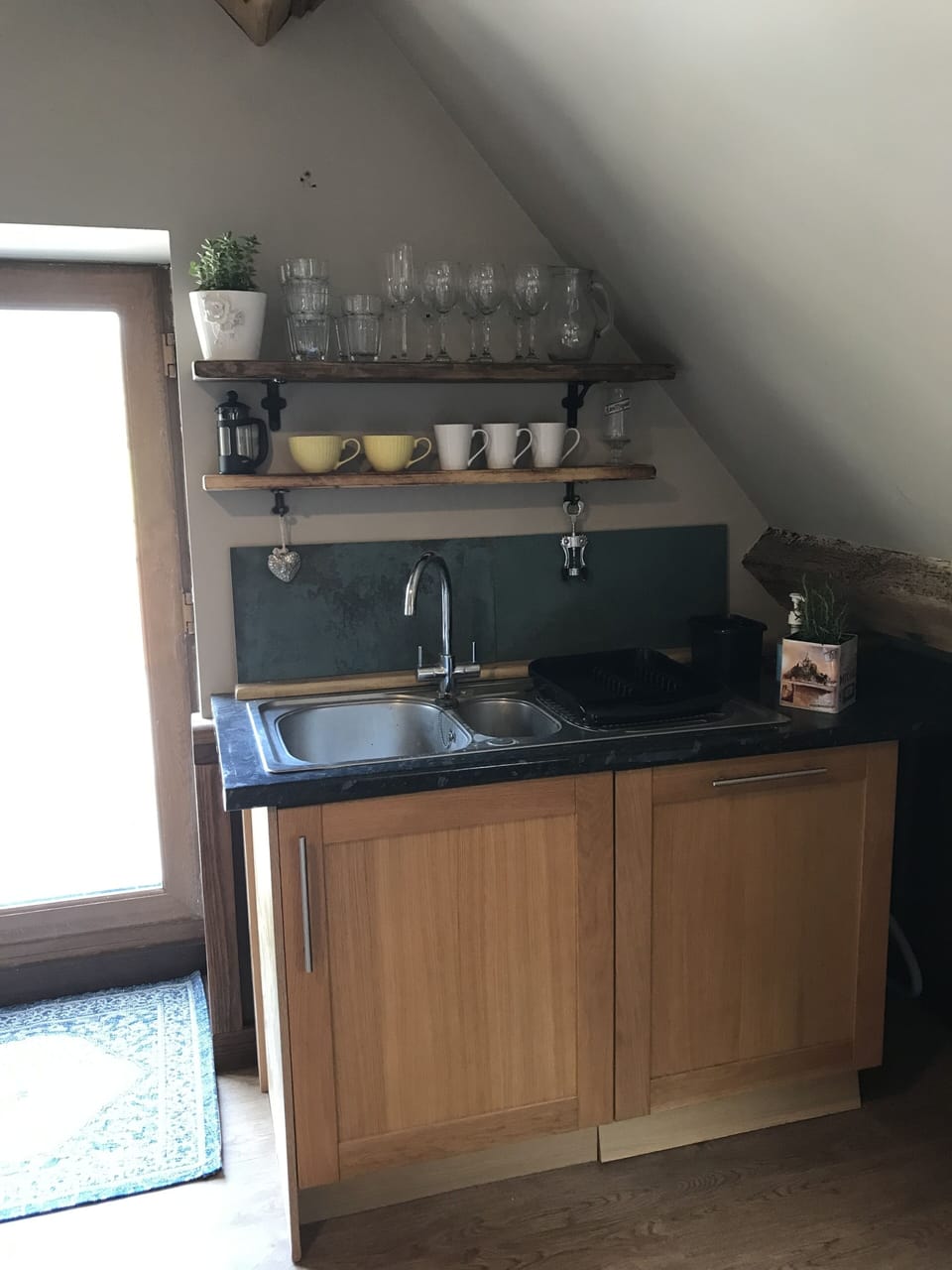 Kitchen sink